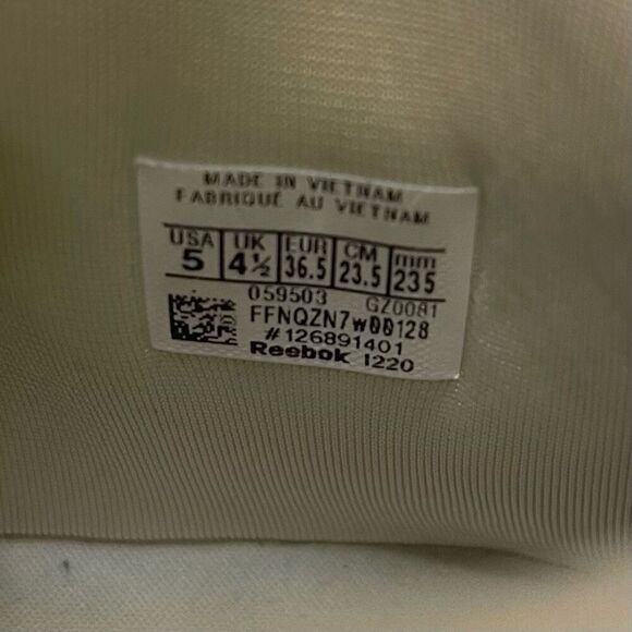 Reebok Iverson Question Mid Candy Land GZ0081 Size 5 - Picture 2 of 10